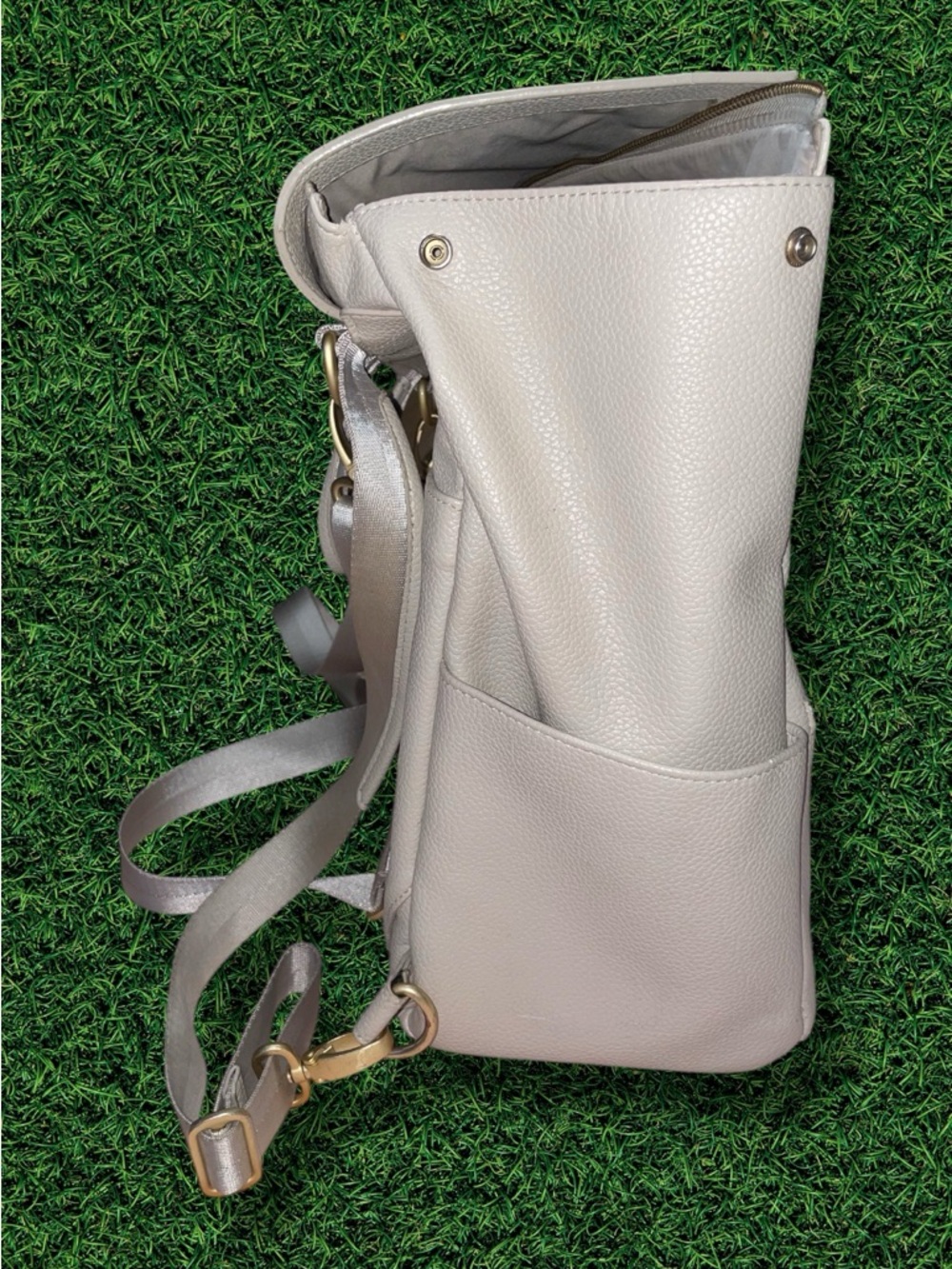 Freshly Picked Mini Classic Diaper Bag II - Picture 5 of 14